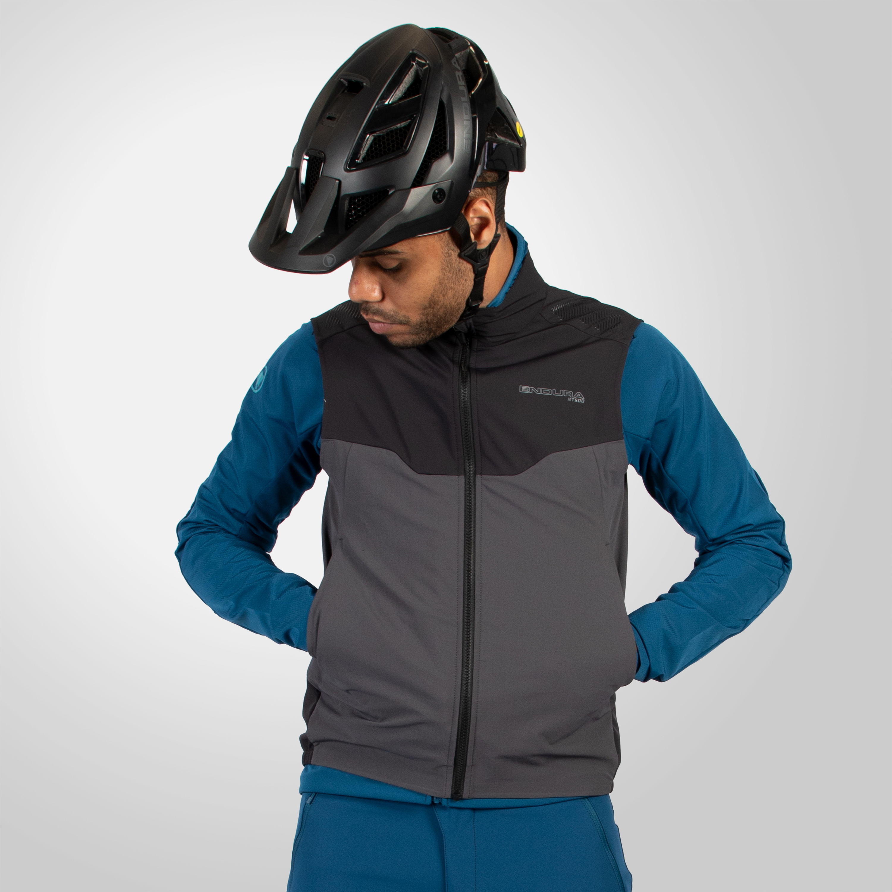 Sort Endura Mt500 Spray Gilet Black - Endura Regntøj  - 5056286969987